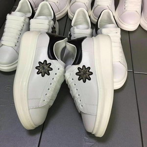 Alexander McQueen Shoes AAA(Women)-010