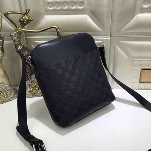 LV Handbags AAA(Men)-022