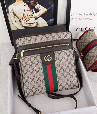 Gucci Handbags AAA(Men)-008