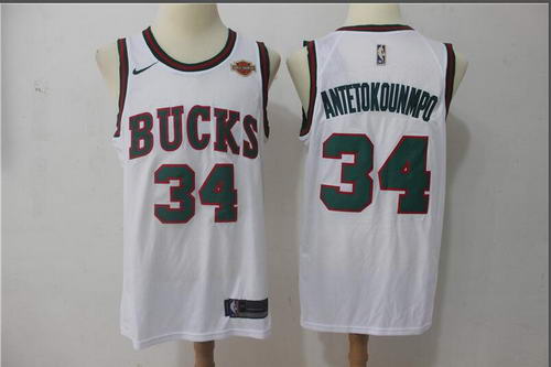 Milwaukee Bucks-010