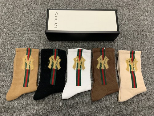 Gucci Long Socks(5 pairs)-300