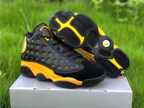 Air Jordan 13 “Oregon Ducks Yellow”