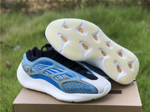 Authentic Yeezy 700 Boost V3-003