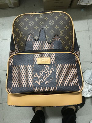 LV Backpack(AAA)-035
