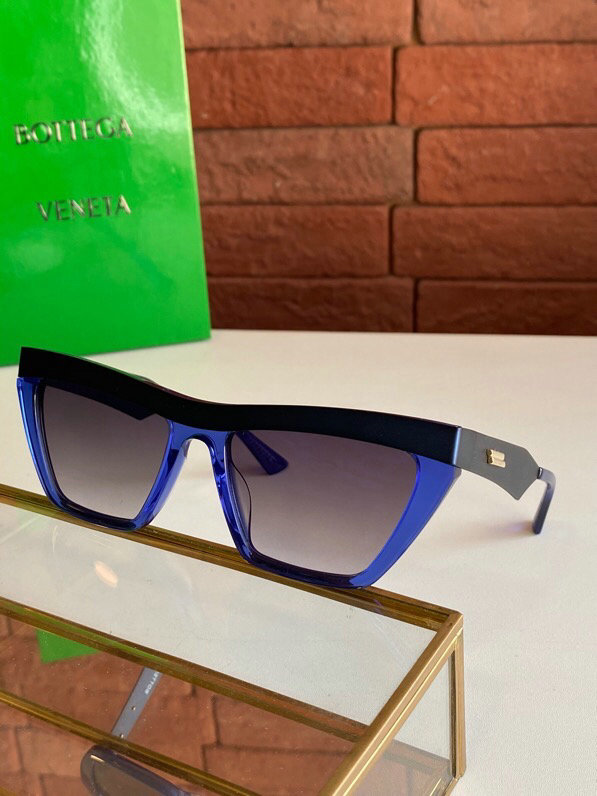 Bottega Veneta Sunglasses(AAAA)-006
