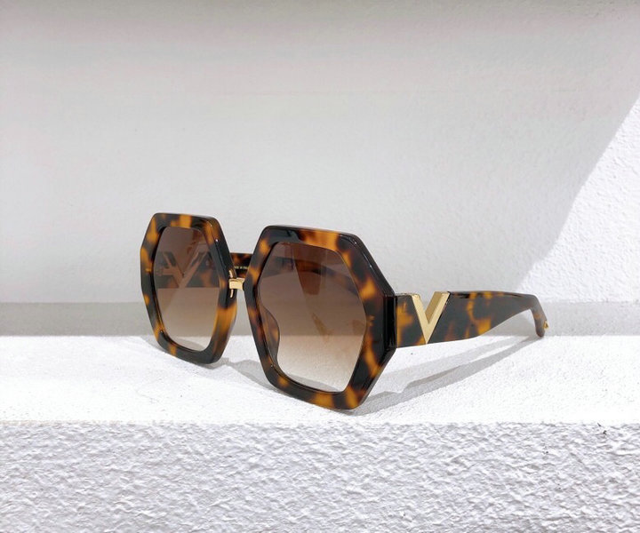 Valentino Sunglasses(AAAA)-152