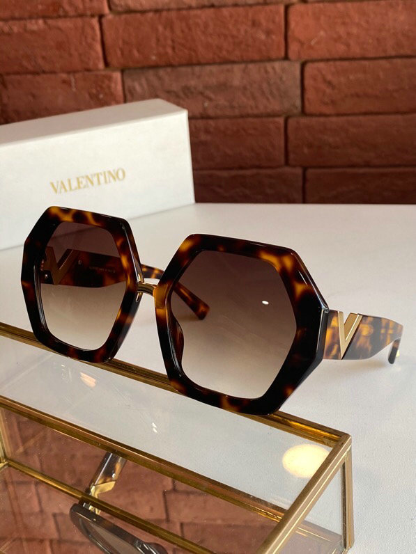 Valentino Sunglasses(AAAA)-119