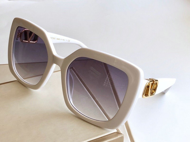 Valentino Sunglasses(AAAA)-139