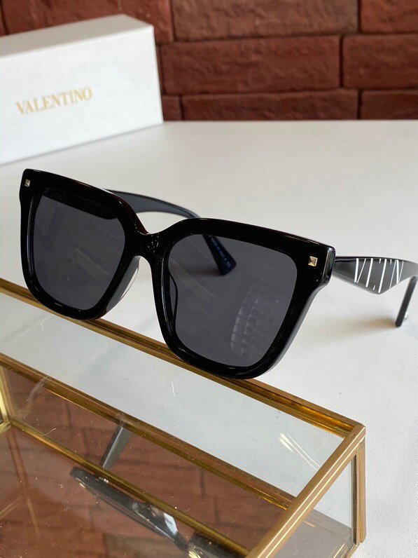 Valentino Sunglasses(AAAA)-014