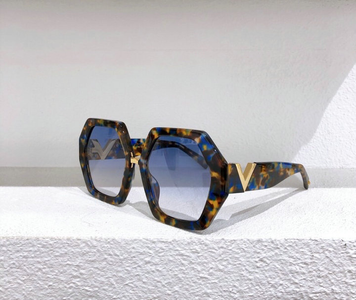 Valentino Sunglasses(AAAA)-154