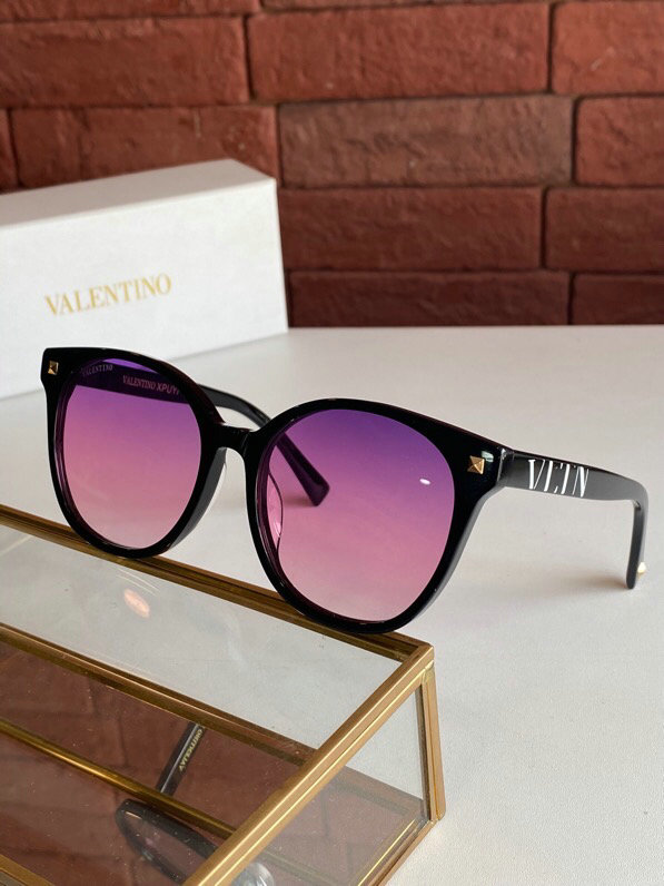Valentino Sunglasses(AAAA)-065