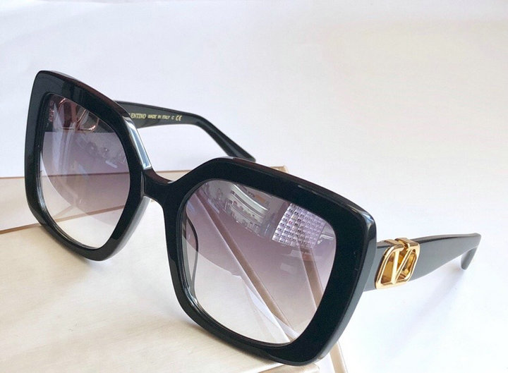 Valentino Sunglasses(AAAA)-140