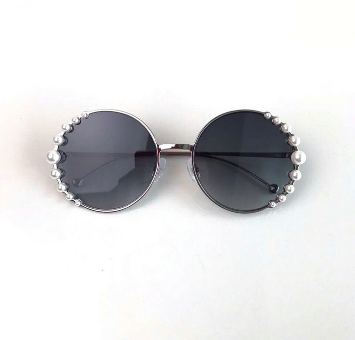 Fendi Sunglasses(AAAA)-240