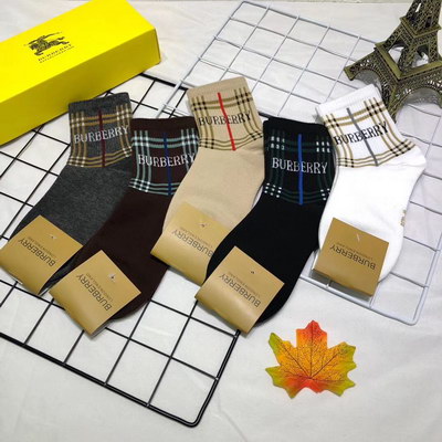 Burberry Socks(5 pairs)-354