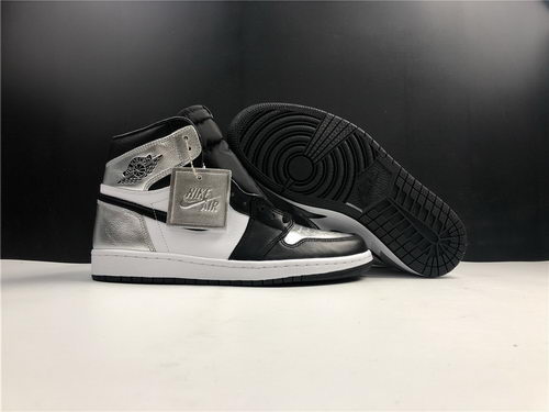 Air Jordan 1 High OG “Silver Toe”