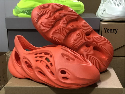 Adidas Yeezy Foam Runner-005