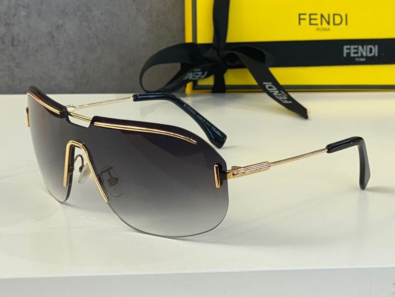 Fendi Sunglasses(AAAA)-15620