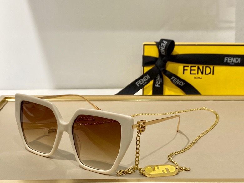 Fendi Sunglasses(AAAA)-15738