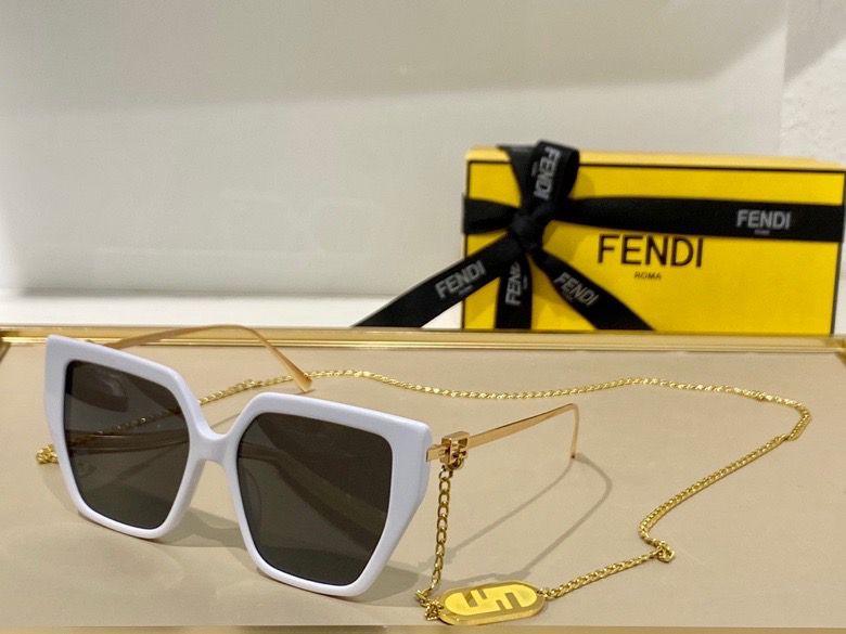 Fendi Sunglasses(AAAA)-15730