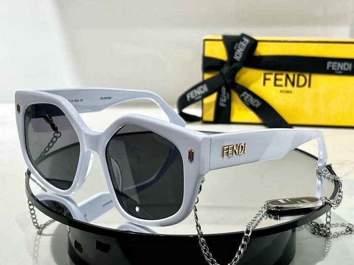 Fendi Sunglasses(AAAA)-15690