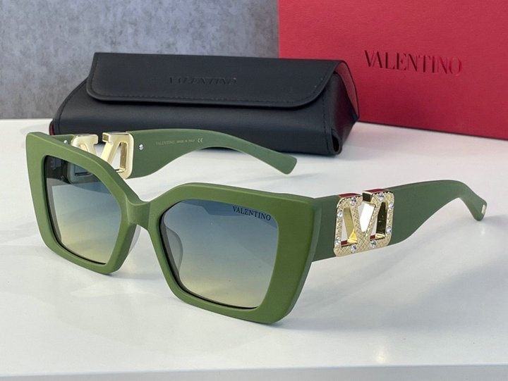 Valentino Sunglasses(AAAA)-726