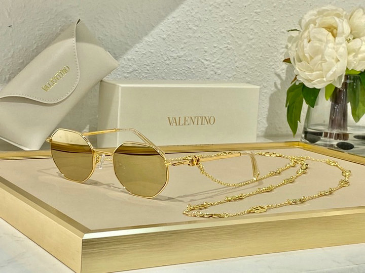 Valentino Sunglasses(AAAA)-713