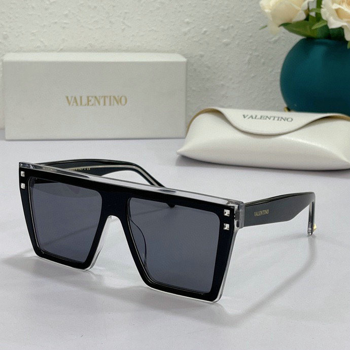 Valentino Sunglasses(AAAA)-699
