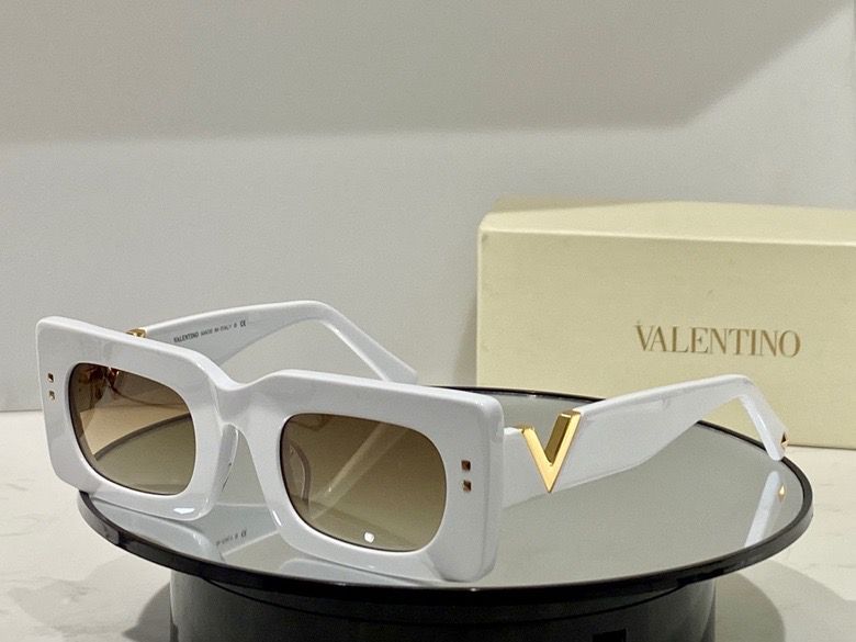 Valentino Sunglasses(AAAA)-625