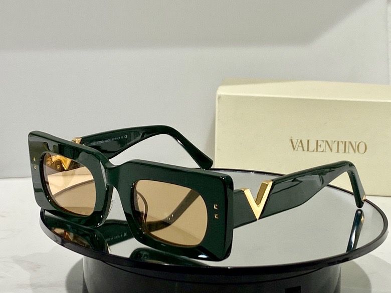 Valentino Sunglasses(AAAA)-624