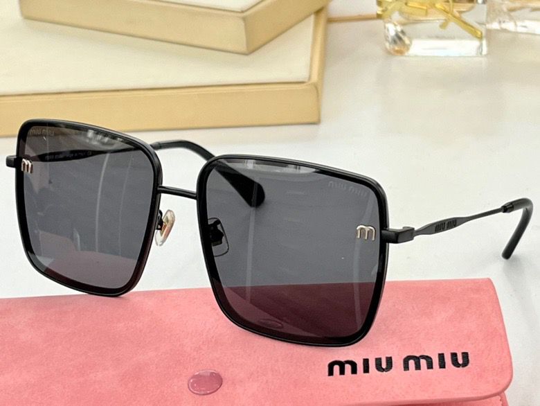 MiuMiu Sunglasses(AAAA)-195