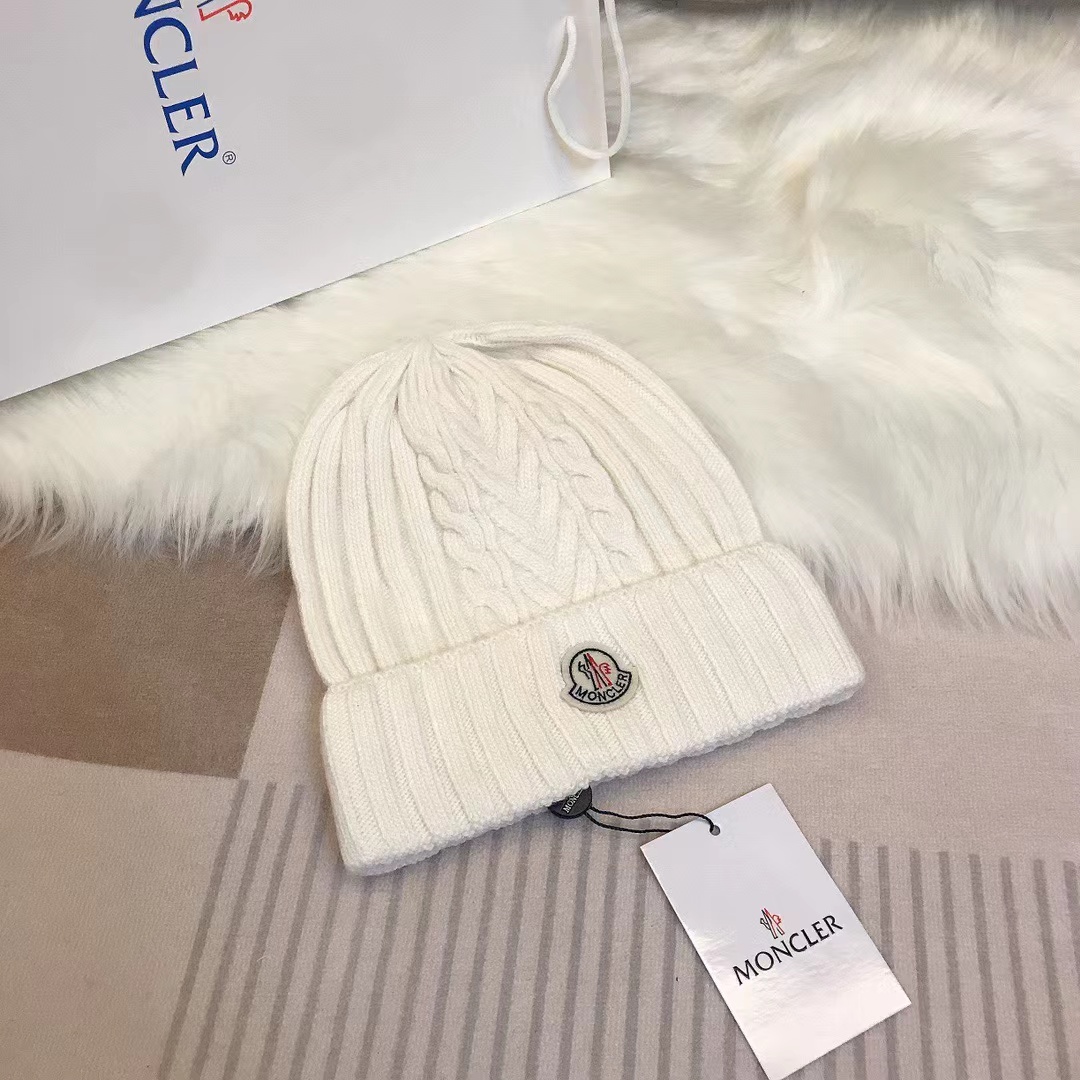 Moncler Beanies-066