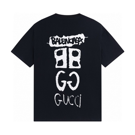 Gucci T-shirts-1711