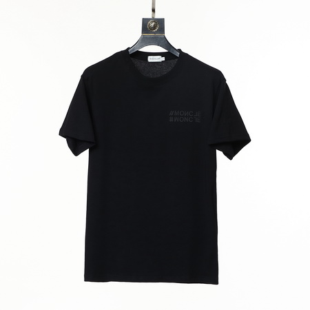 Moncler T-shirts-580
