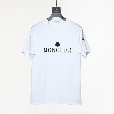 Moncler T-shirts-579