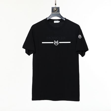 Moncler T-shirts-574