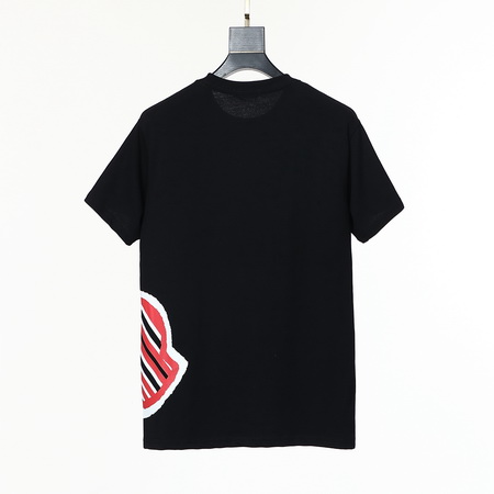 Moncler T-shirts-567