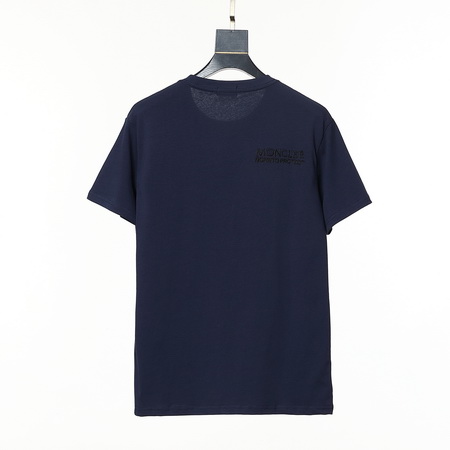 Moncler T-shirts-626