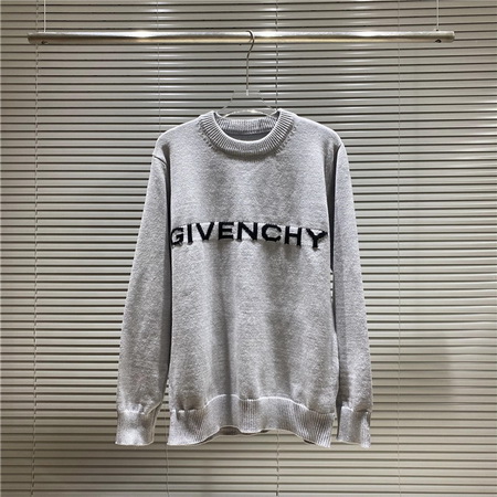 Givenchy Sweater-030
