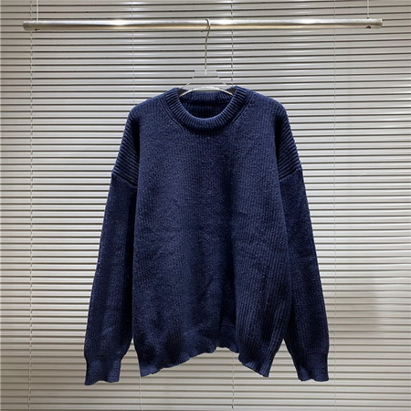 Gucci Sweater-005