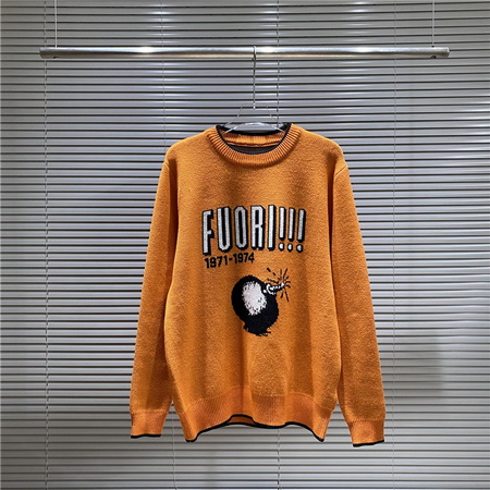 Gucci Sweater-029