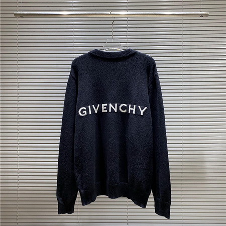 Givenchy Sweater-026