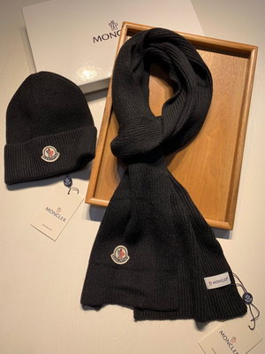 Moncler Beanie and Scarf set-008