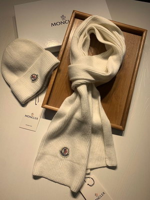 Moncler Beanie and Scarf set-007