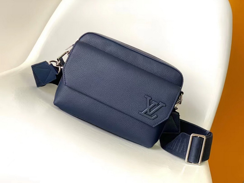 LV Handbags AAA(Men)-112