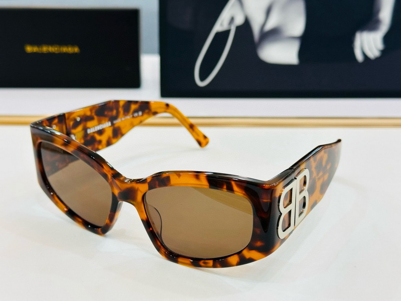 Balenciaga Sunglasses(AAAA)-357