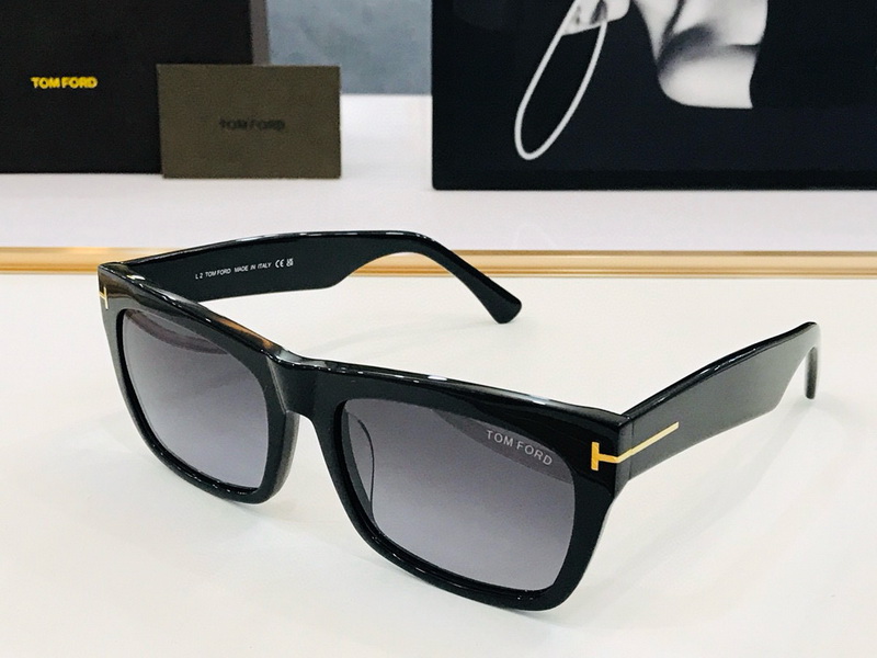 Tom Ford Sunglasses(AAAA)-2373