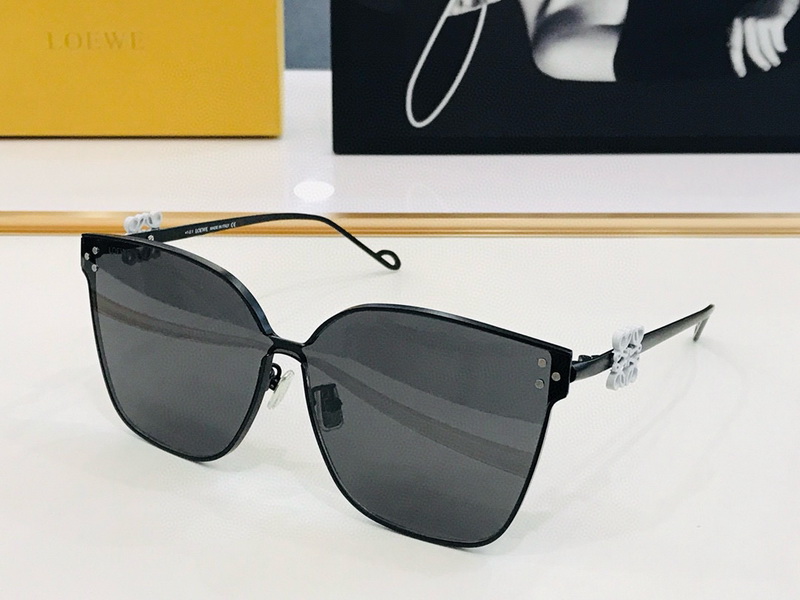 Loewe Sunglasses(AAAA)-409