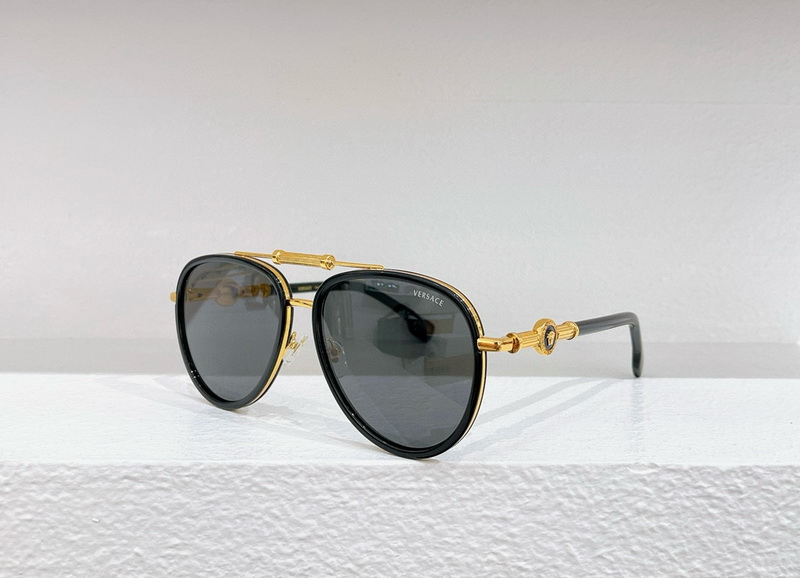 Versace Sunglasses(AAAA)-2004