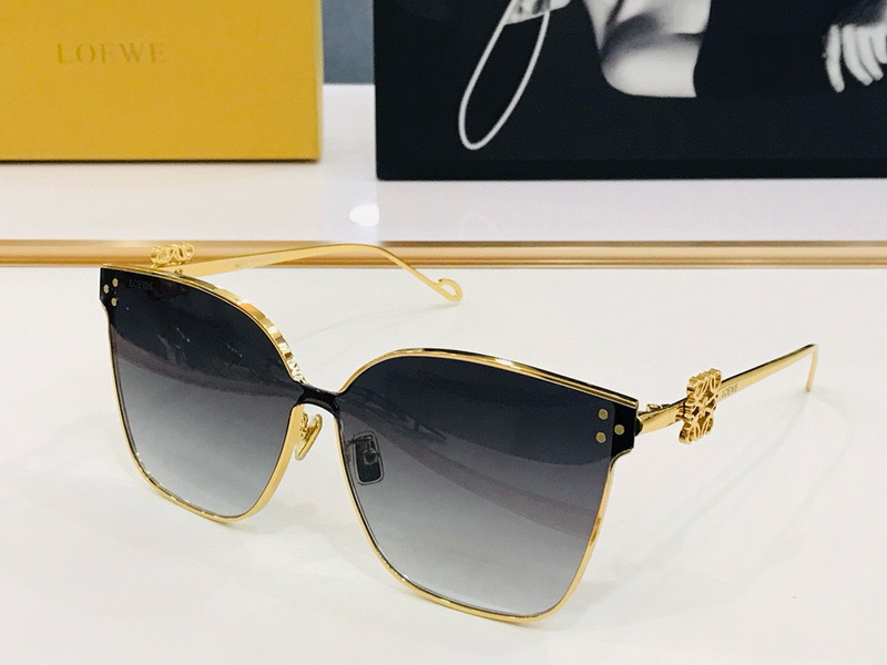Loewe Sunglasses(AAAA)-404
