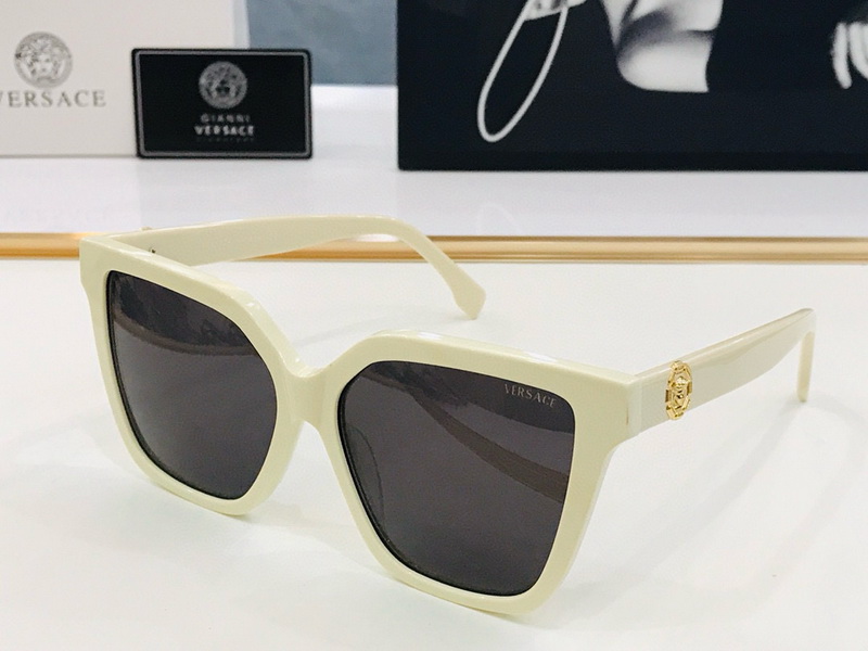 Versace Sunglasses(AAAA)-1982